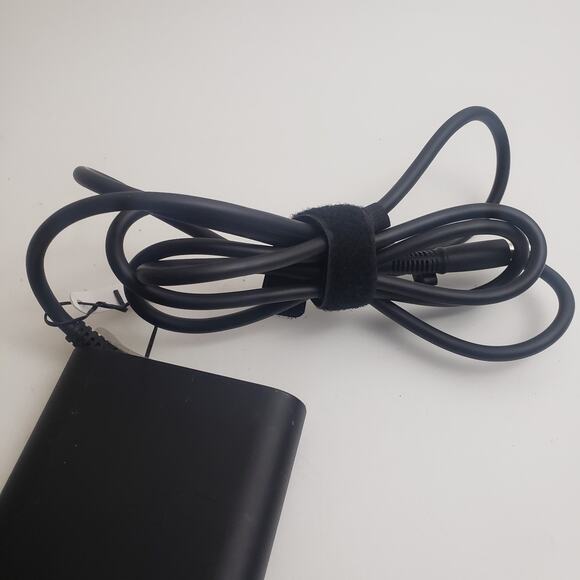 HP Thunderbolt 120W G2 Docking Station HSN-iX01 with 120w AC Adapter Tested - Picture 9 of 9